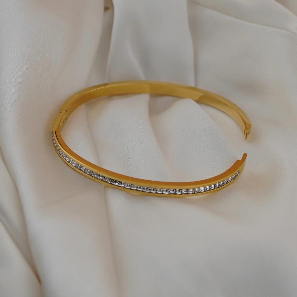 CRYSTAL BANGLE (GOLD) Media 4 of 4